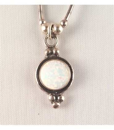 Collier Avec Pendentif En Opale Blanche Précieuse - Chaîne En Alliage - Neuf Avec Étiq